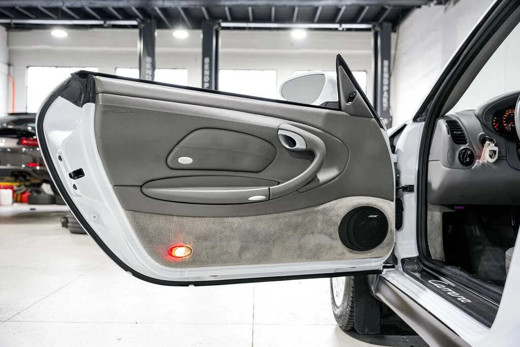 2003 Porsche 996 Carrera 4S - Image 24 of 31