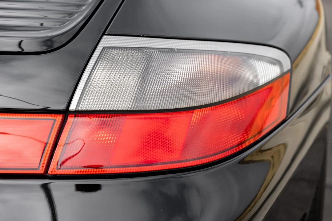 2003 Porsche 996 Carrera 4S - Image 19 of 31