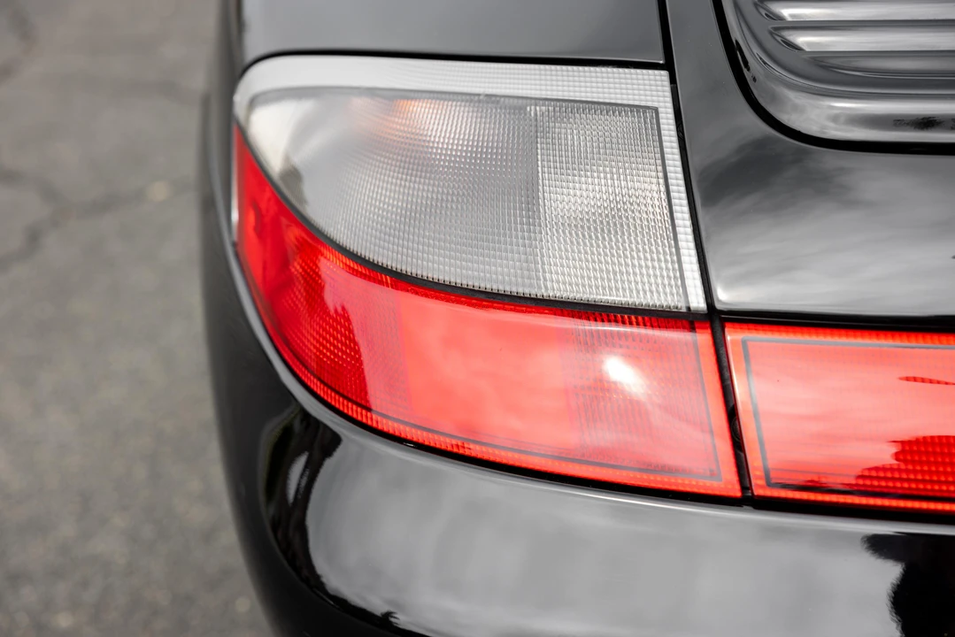 2003 Porsche 996 Carrera 4S - Image 14 of 31