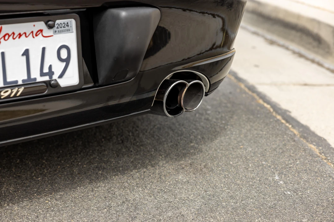 2003 Porsche 996 Carrera 4S - Image 18 of 31