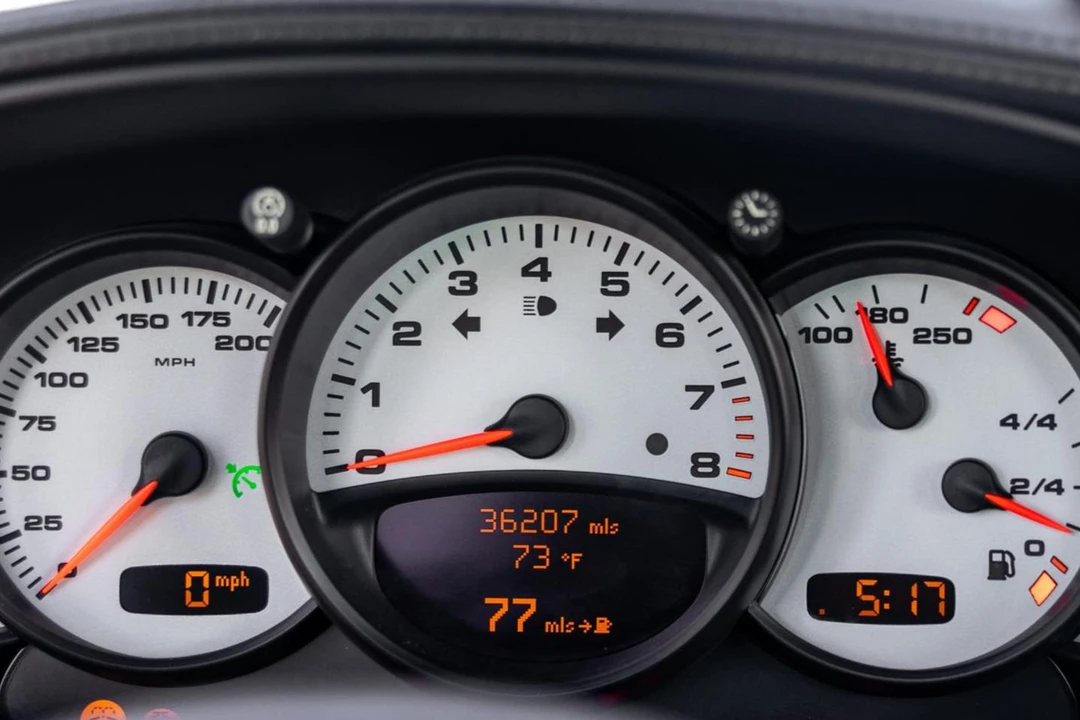 2003 Porsche 996 Carrera 4S - Image 25 of 31