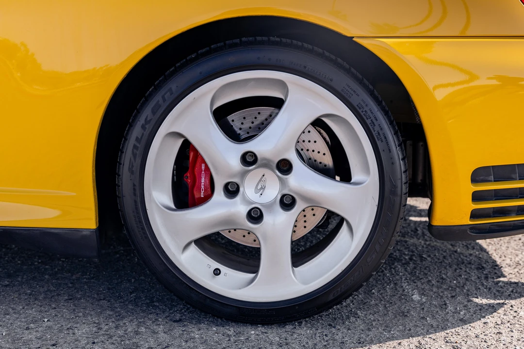 2003 Porsche 996 Carrera 4S - Image 19 of 31