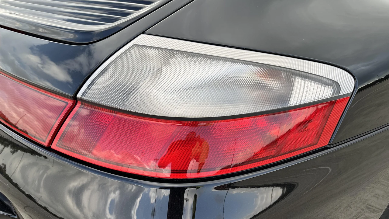 2003 Porsche 996 Carrera 4S - Image 26 of 31