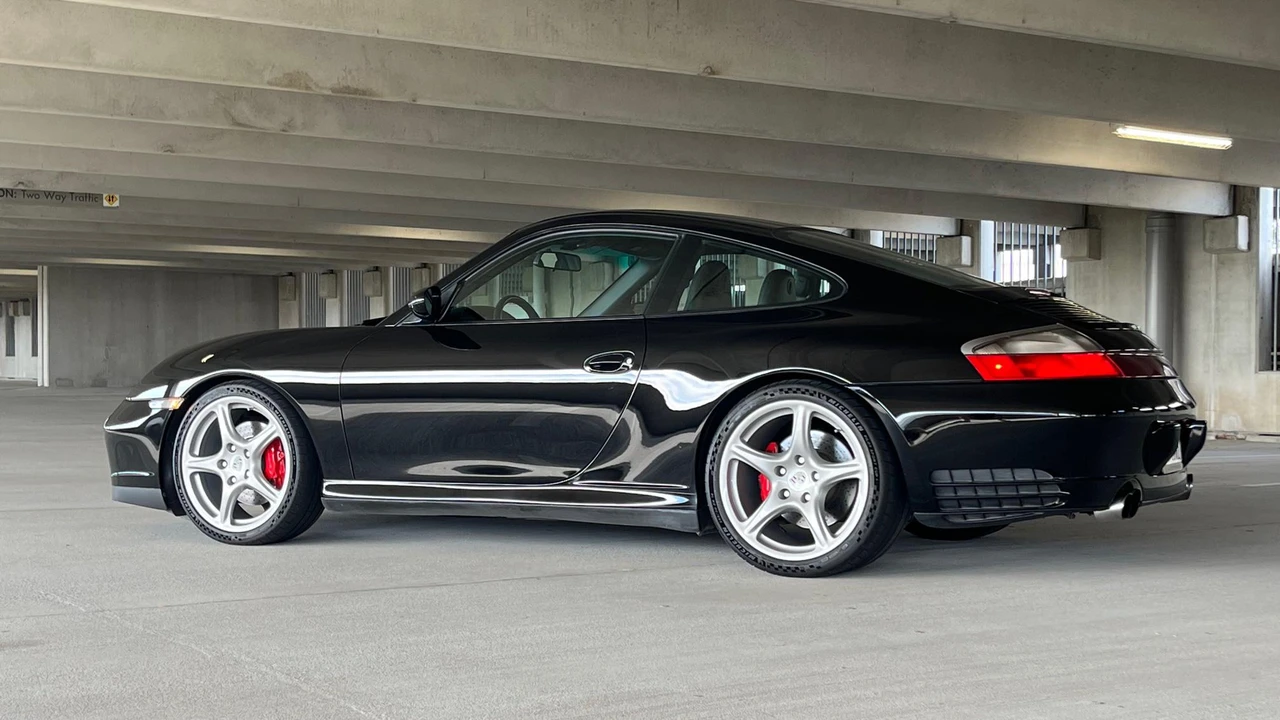 2003 Porsche 996 Carrera 4S - Image 7 of 31