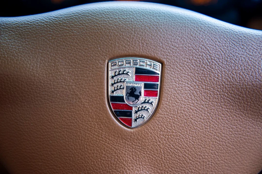 2003 Porsche 996 Carrera 4S - Image 16 of 30