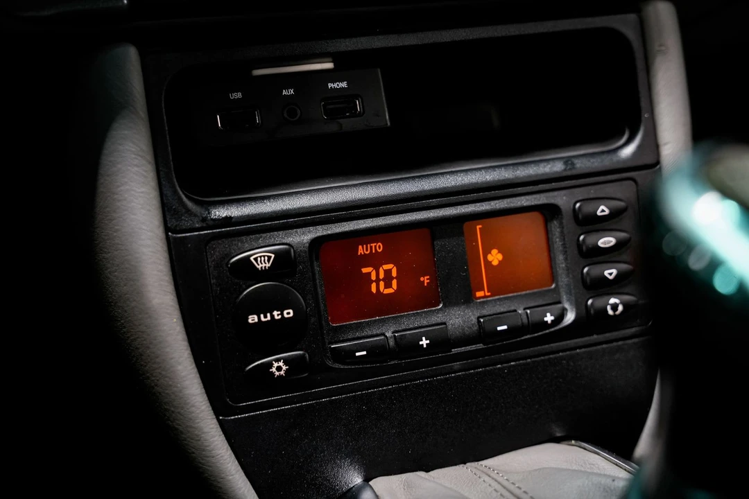 2003 Porsche 996 Carrera 4S - Image 14 of 31