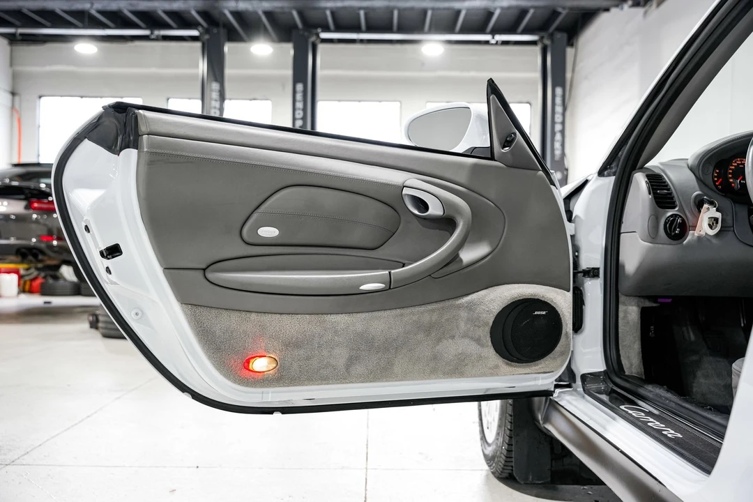 2003 Porsche 996 Carrera 4S - Image 24 of 31