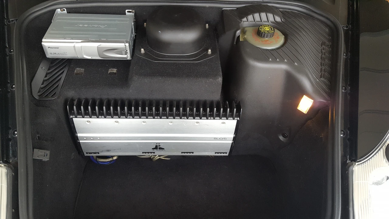 2003 Porsche 996 Carrera 4S - Image 30 of 31
