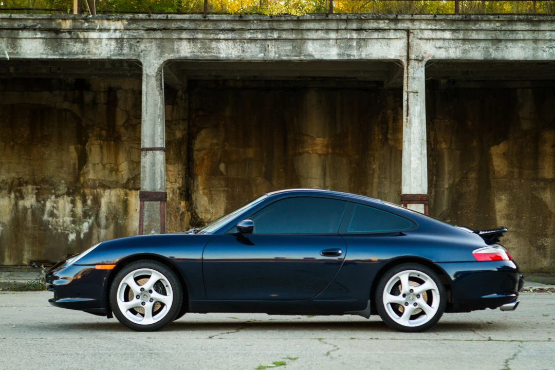 2003 Porsche 996 Carrera - Image 9 of 31