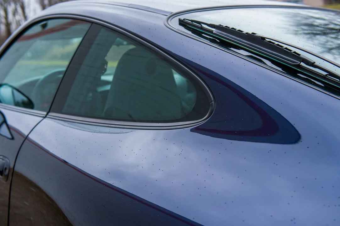 2003 Porsche 996 Carrera - Image 26 of 31