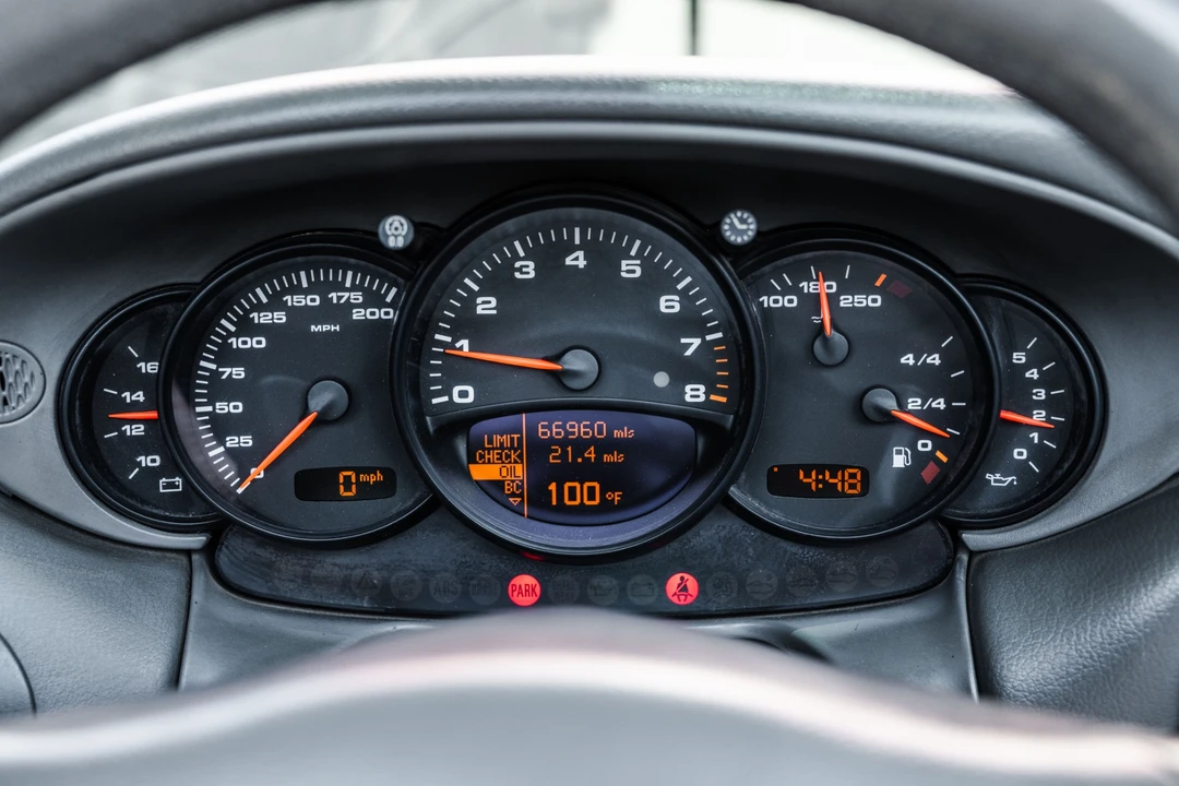 2003 Porsche 996 Carrera - Image 9 of 31