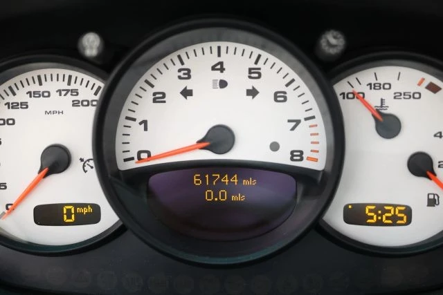 2003 Porsche 996 Carrera - Image 29 of 31