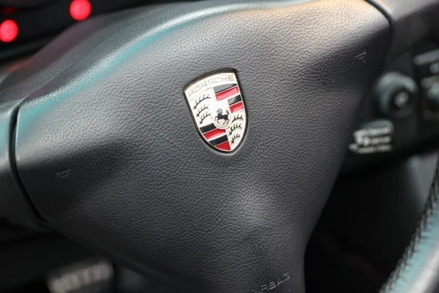 2003 Porsche 996 Carrera - Image 26 of 31