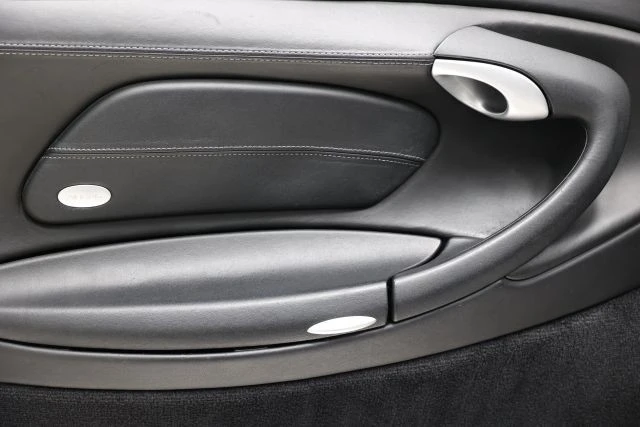 2003 Porsche 996 Carrera - Image 11 of 31