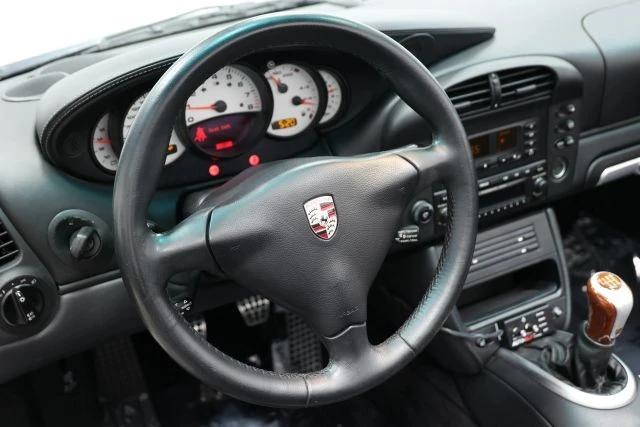 2003 Porsche 996 Carrera - Image 25 of 31