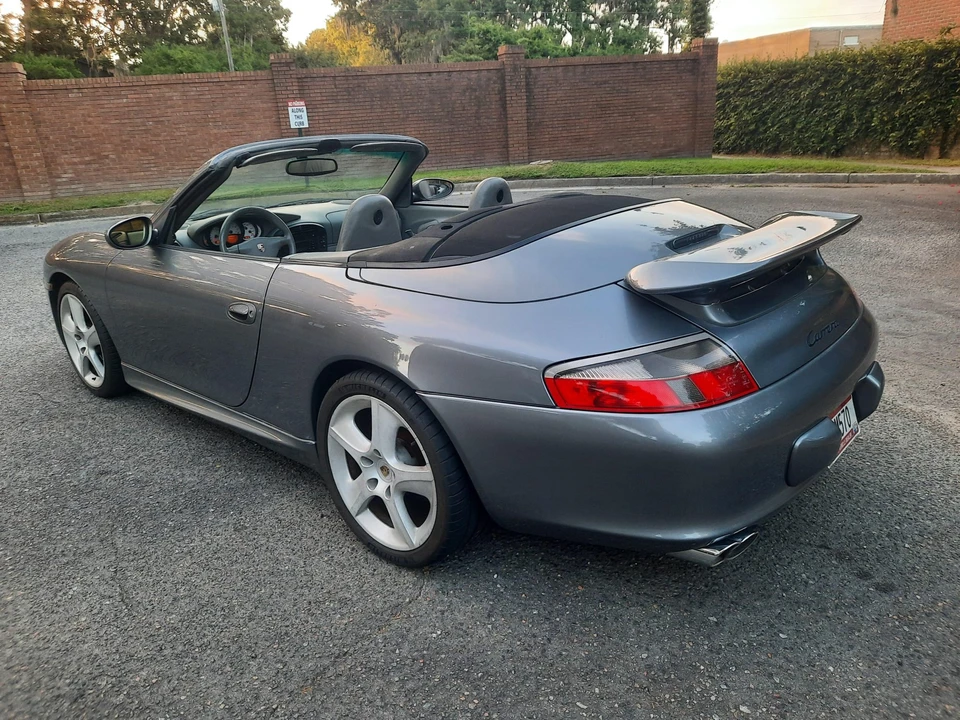 2003 Porsche 996 Carrera - Image 27 of 31