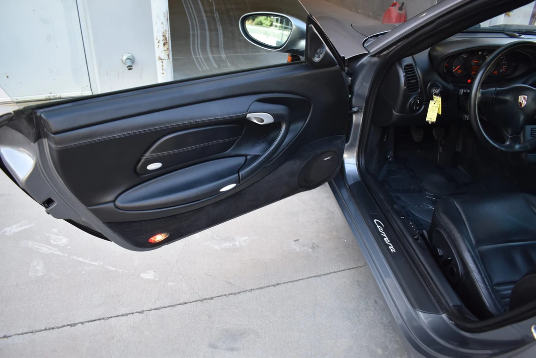 2003 Porsche 996 Carrera - Image 30 of 31