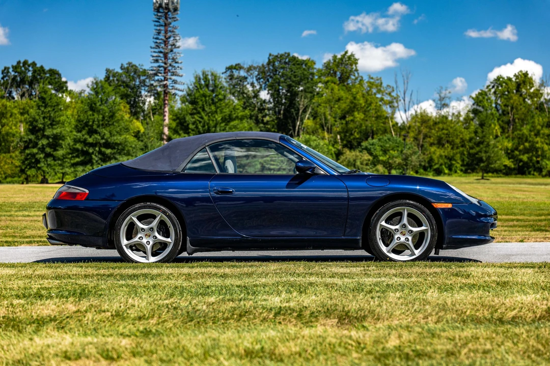 2003 Porsche 996 Carrera - Image 27 of 31