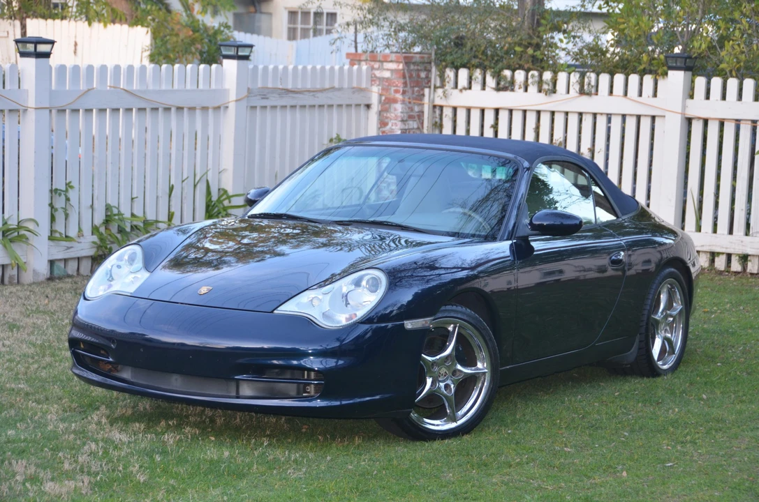2003 Porsche 996 Carrera - Image 10 of 31