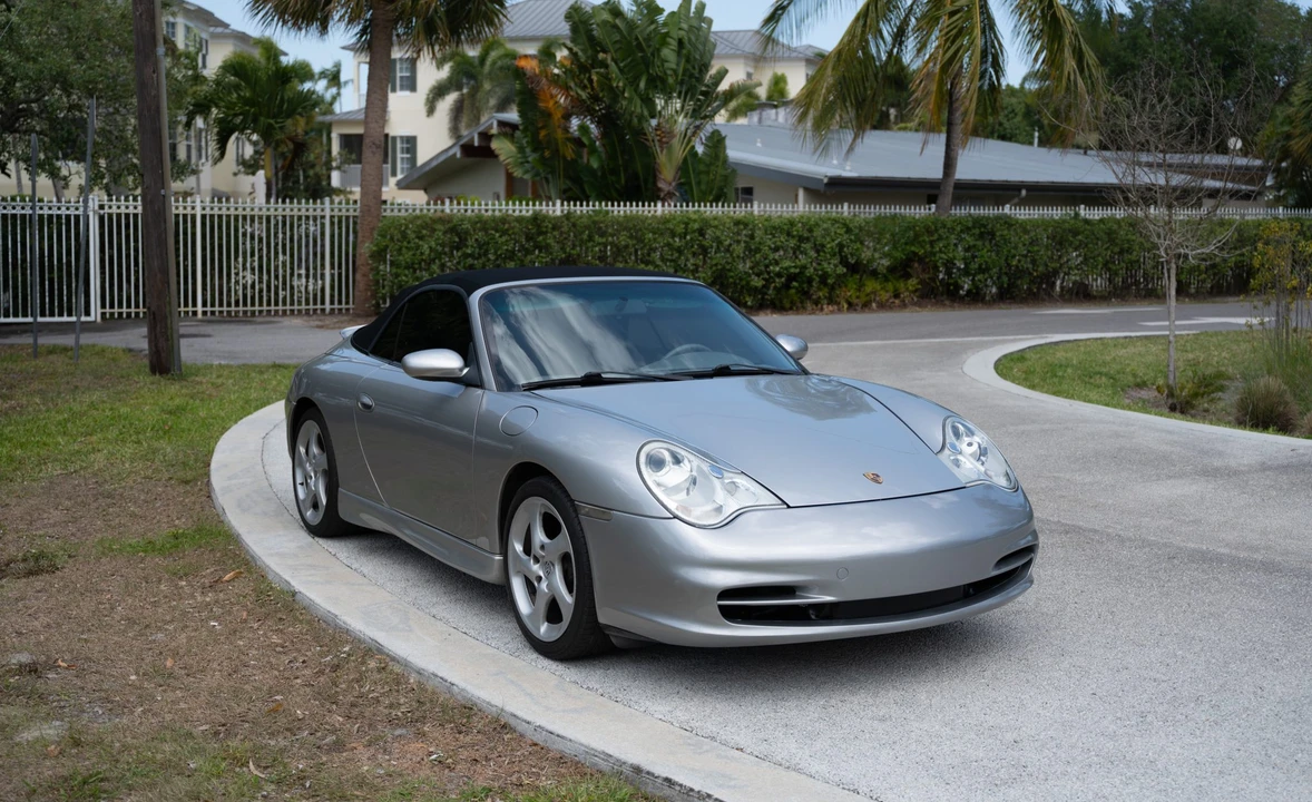 2003 Porsche 996 Carrera - Image 24 of 31