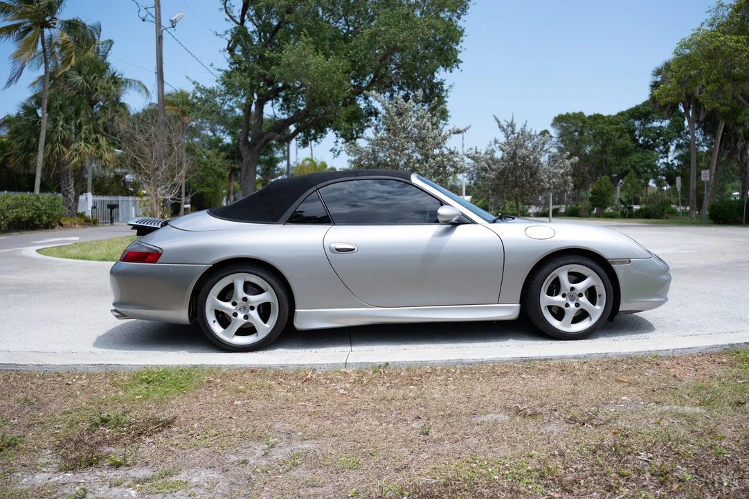 2003 Porsche 996 Carrera - Image 22 of 31