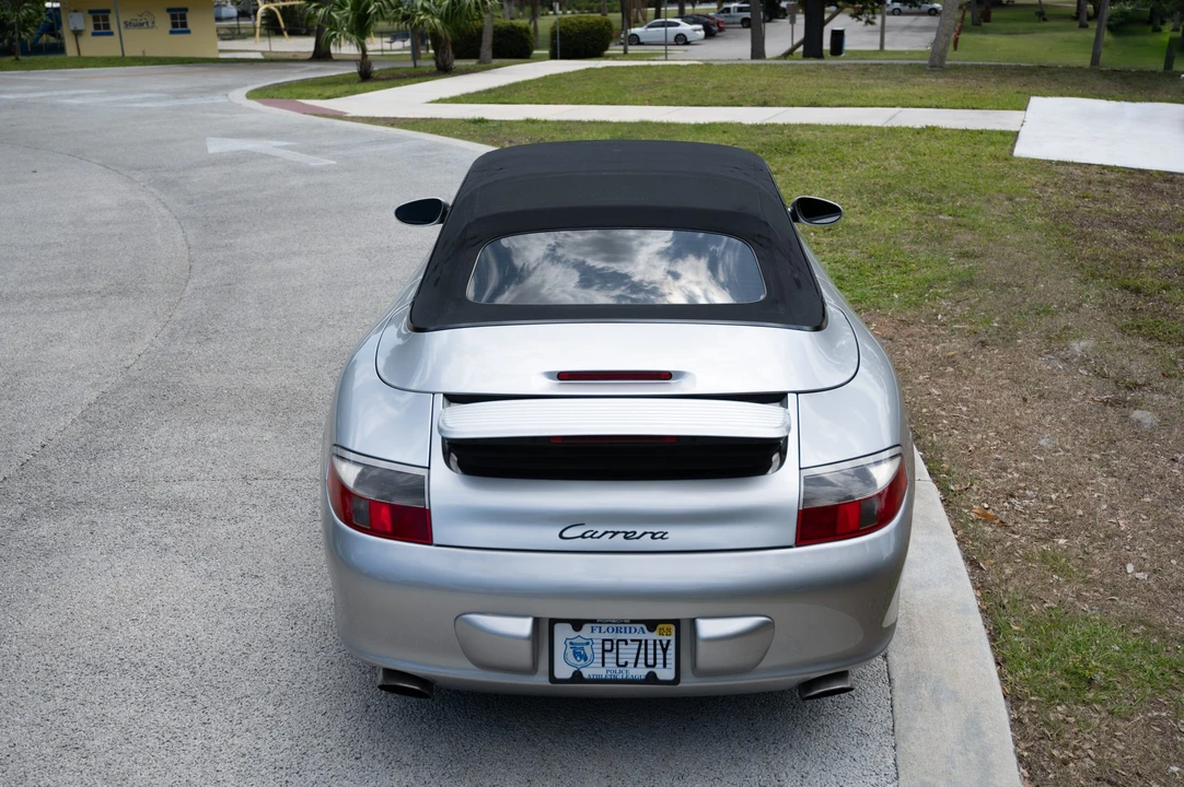 2003 Porsche 996 Carrera - Image 17 of 31