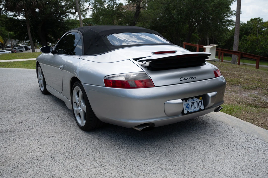 2003 Porsche 996 Carrera - Image 16 of 31