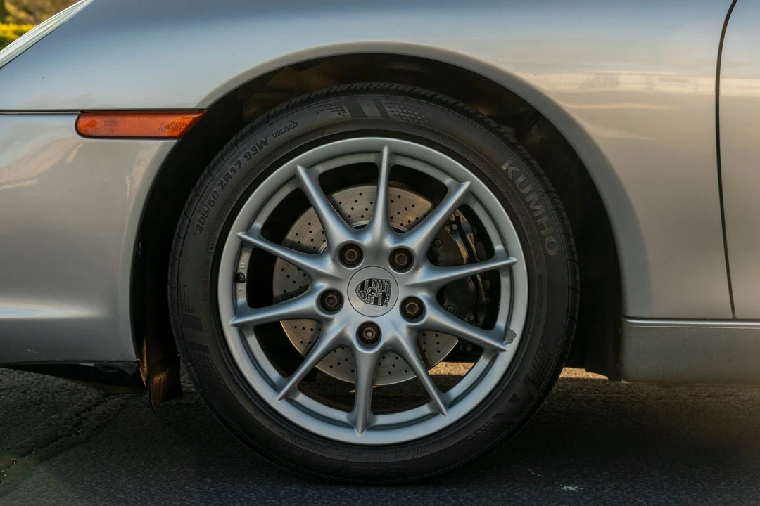 2003 Porsche 996 Carrera - Image 18 of 31