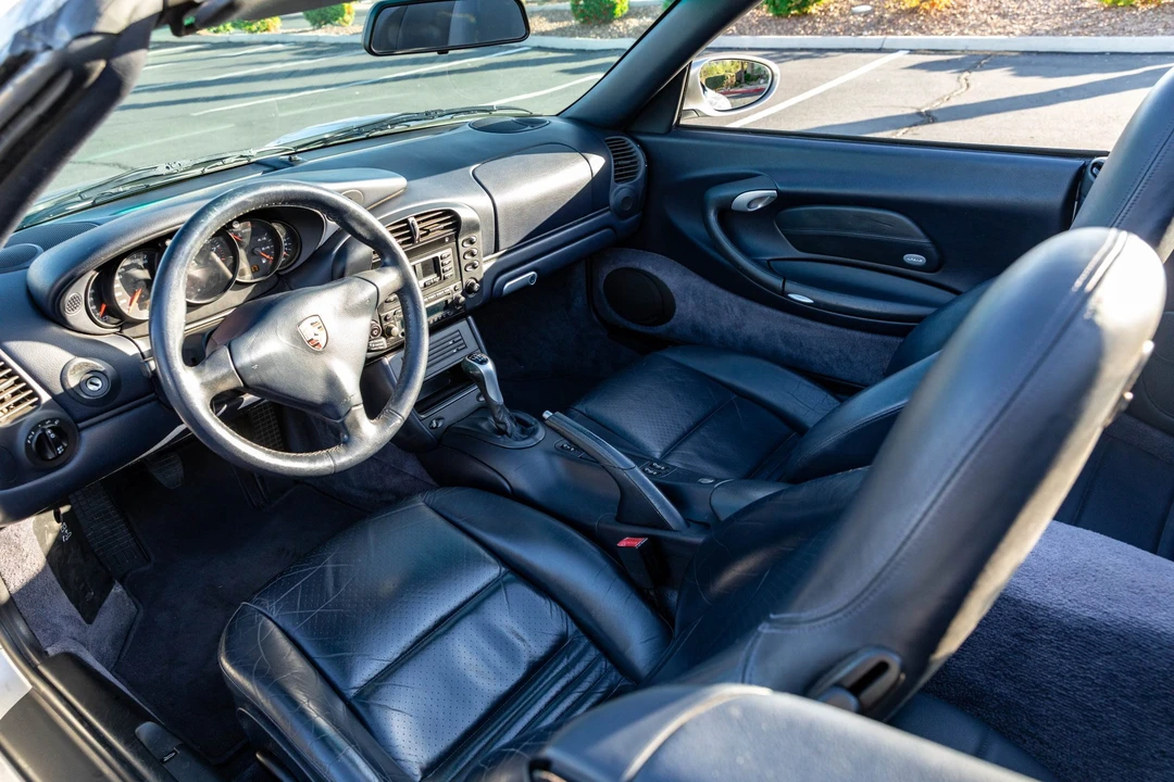 2003 Porsche 996 Carrera - Image 26 of 31