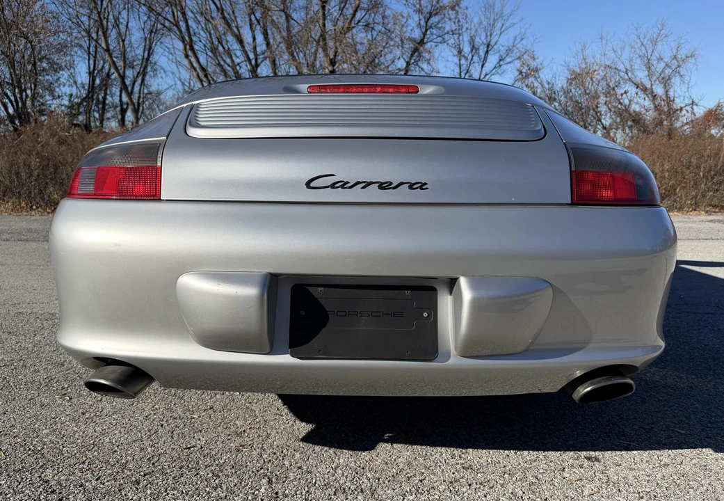 2003 Porsche 996 Carrera - Image 25 of 31