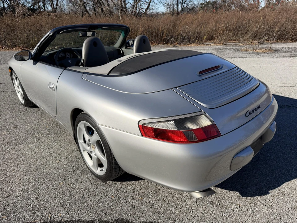 2003 Porsche 996 Carrera - Image 22 of 31