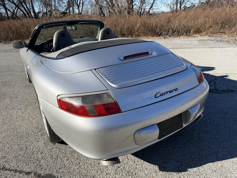 2003 Porsche 996 Carrera - Image 23 of 31