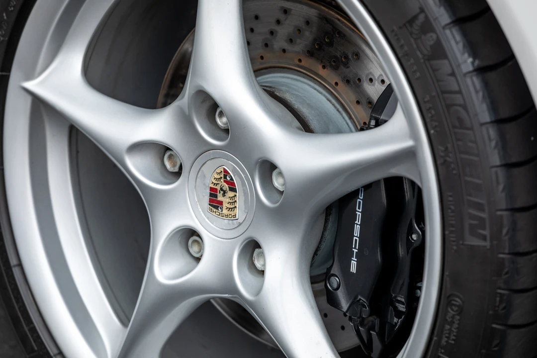 2003 Porsche 996 Carrera - Image 28 of 31