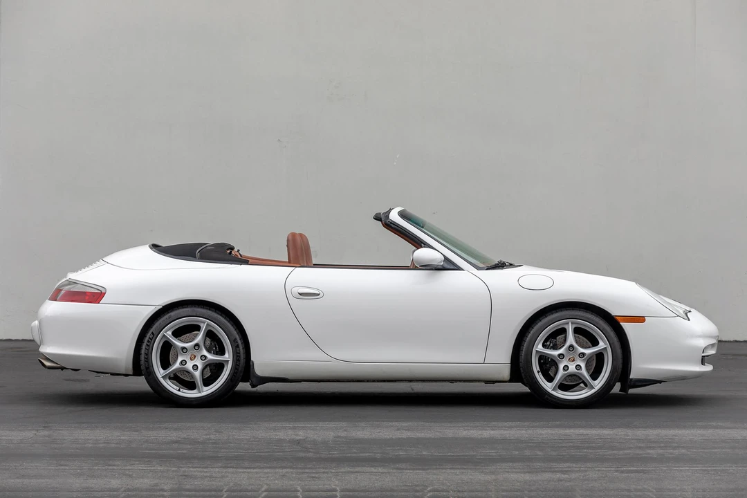 2003 Porsche 996 Carrera - Image 2 of 31