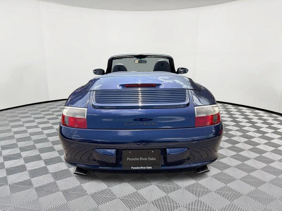 2003 Porsche 996 Carrera - Image 10 of 31