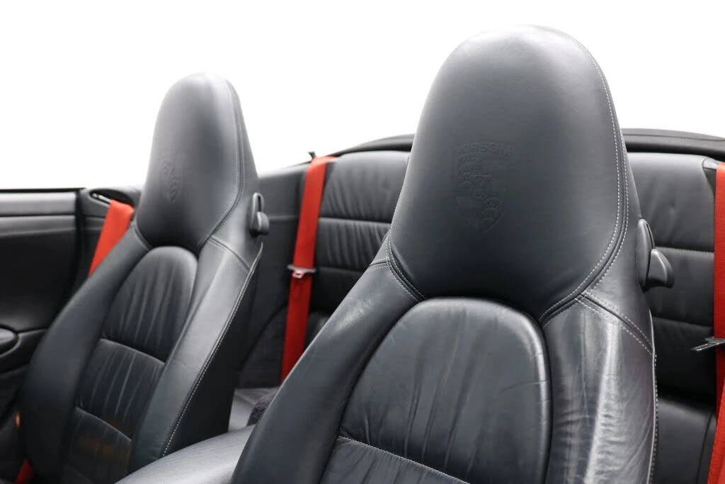 2003 Porsche 996 Carrera - Image 16 of 31