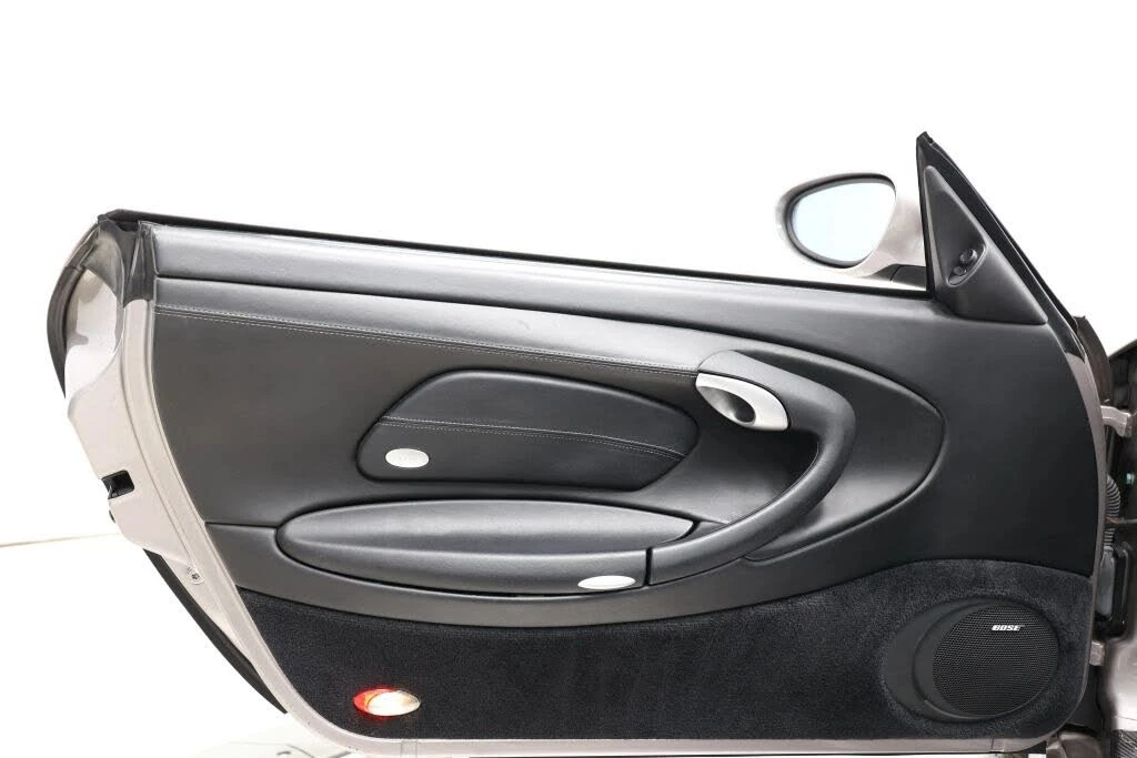 2003 Porsche 996 Carrera - Image 10 of 31