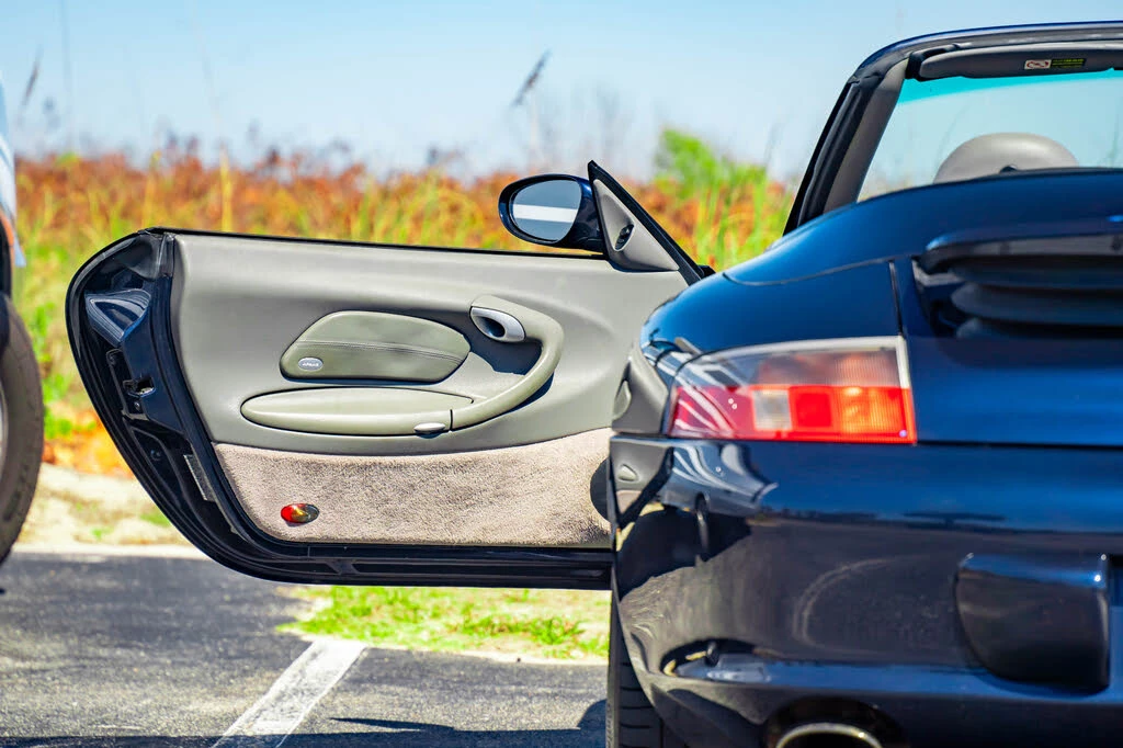 2003 Porsche 996 Carrera - Image 30 of 31