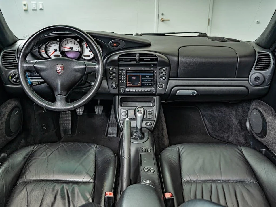 2003 Porsche 996 Carrera - Image 6 of 31