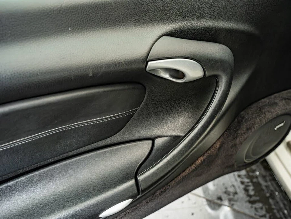 2003 Porsche 996 Carrera - Image 26 of 31