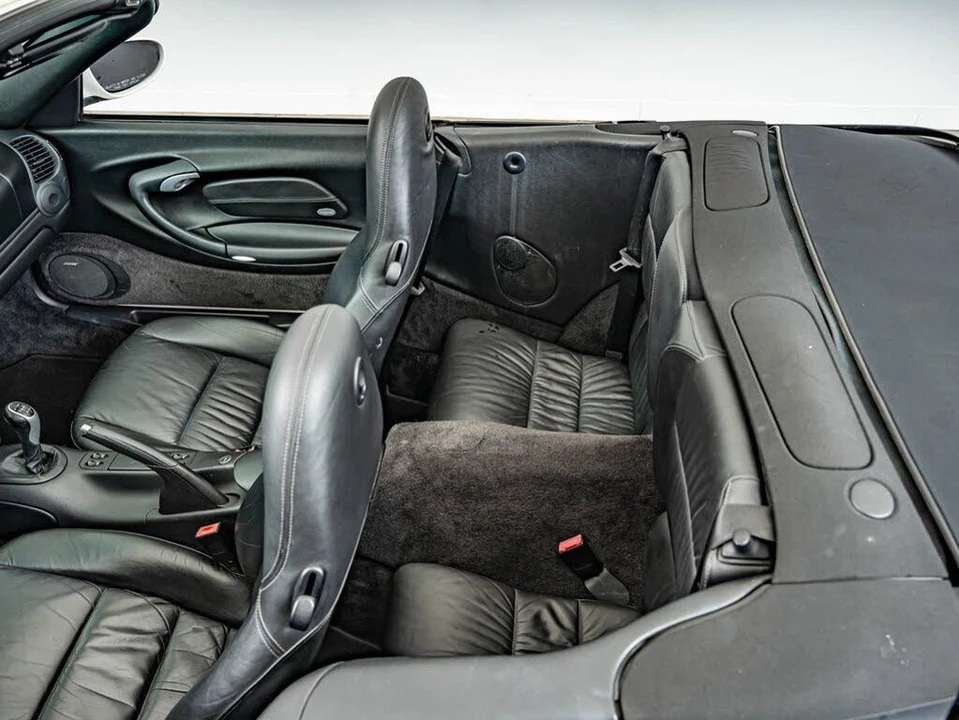 2003 Porsche 996 Carrera - Image 24 of 31
