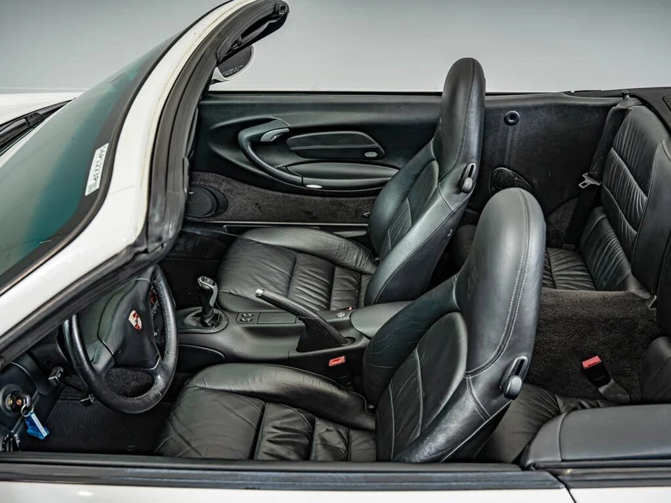 2003 Porsche 996 Carrera - Image 23 of 31