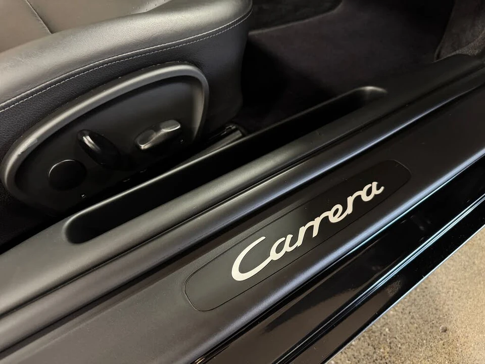 2003 Porsche 996 Carrera - Image 26 of 31