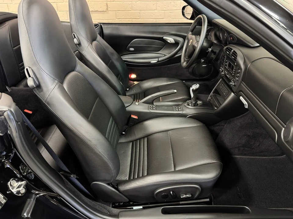 2003 Porsche 996 Carrera - Image 23 of 31