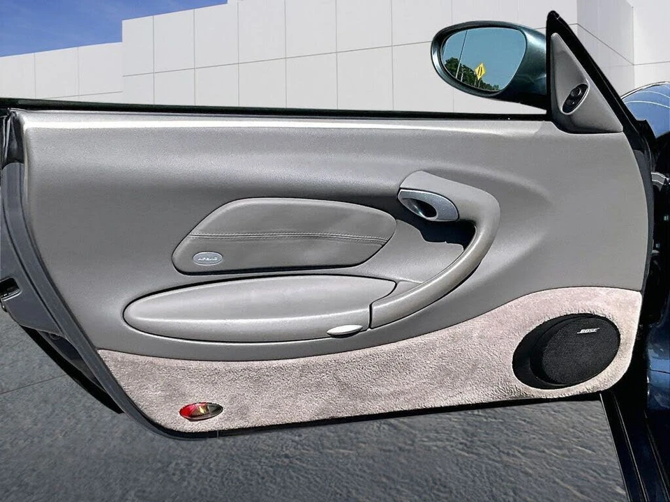 2003 Porsche 996 Carrera - Image 19 of 26