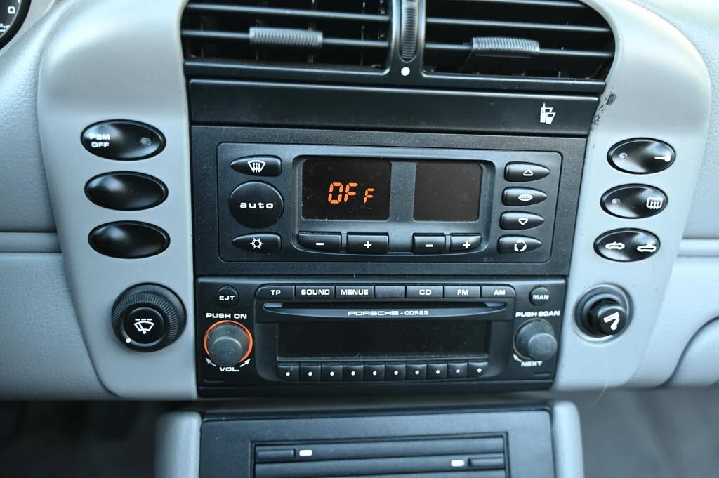 2003 Porsche 996 Carrera 4 - Image 18 of 25