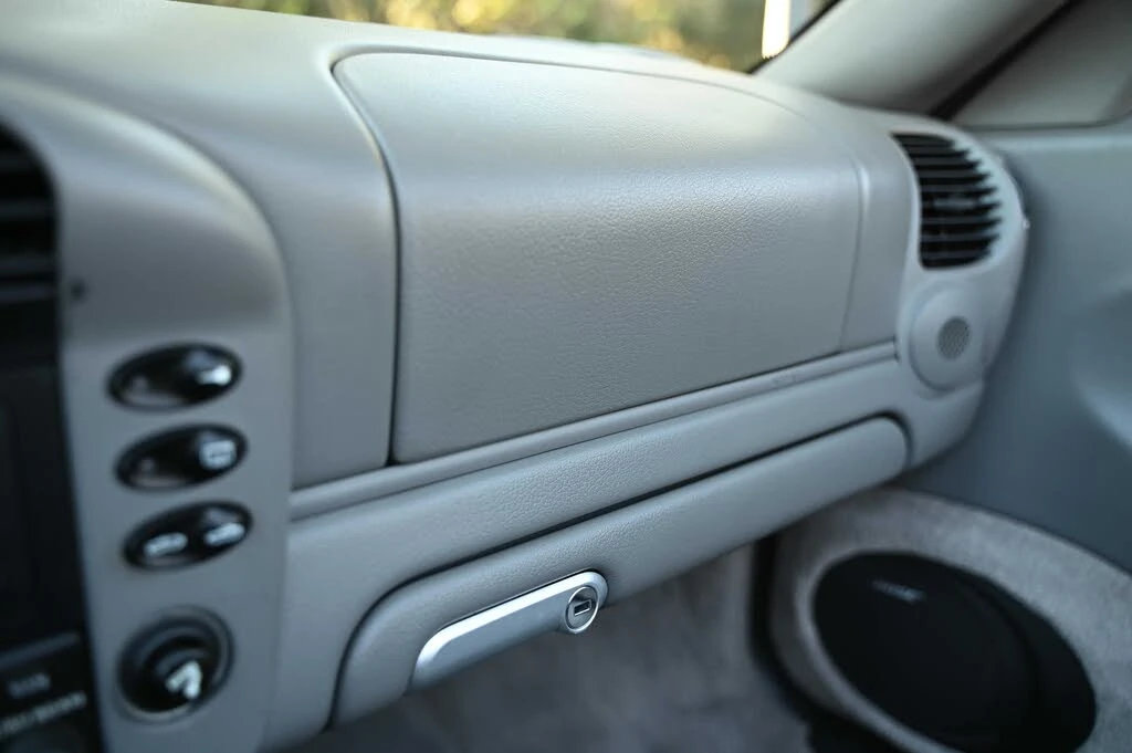 2003 Porsche 996 Carrera 4 - Image 19 of 25