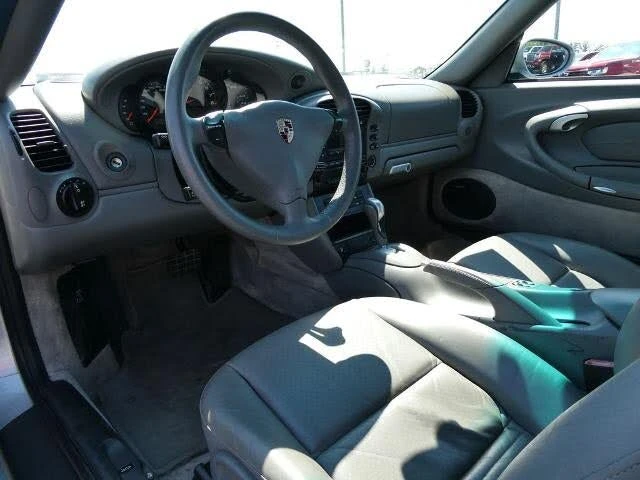 2003 Porsche 996 Carrera - Image 19 of 31