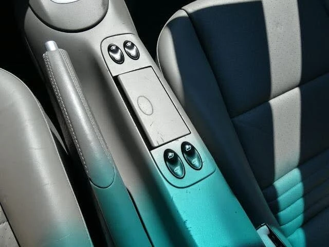 2003 Porsche 996 Carrera - Image 25 of 31