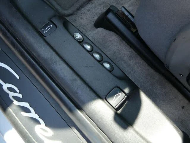 2003 Porsche 996 Carrera - Image 21 of 31